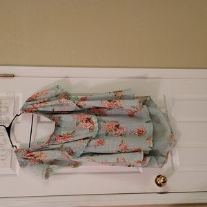 Torrid Size 5 Off the Shoulders Floral Blouse